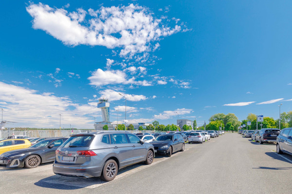 Überblick des Easy Airport Parking Parkplatzes am Flughafen Nürnberg (NUE)